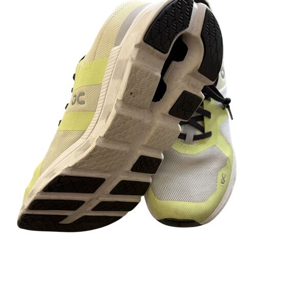 On Cloud women’s running shoes size 8.5 - Picture 5 of 5